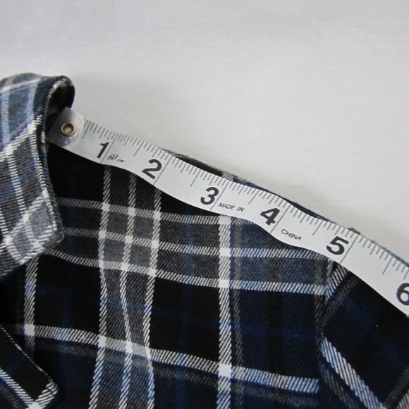 John Galt Top Cropped Button Down EUC - Picture 6 of 11